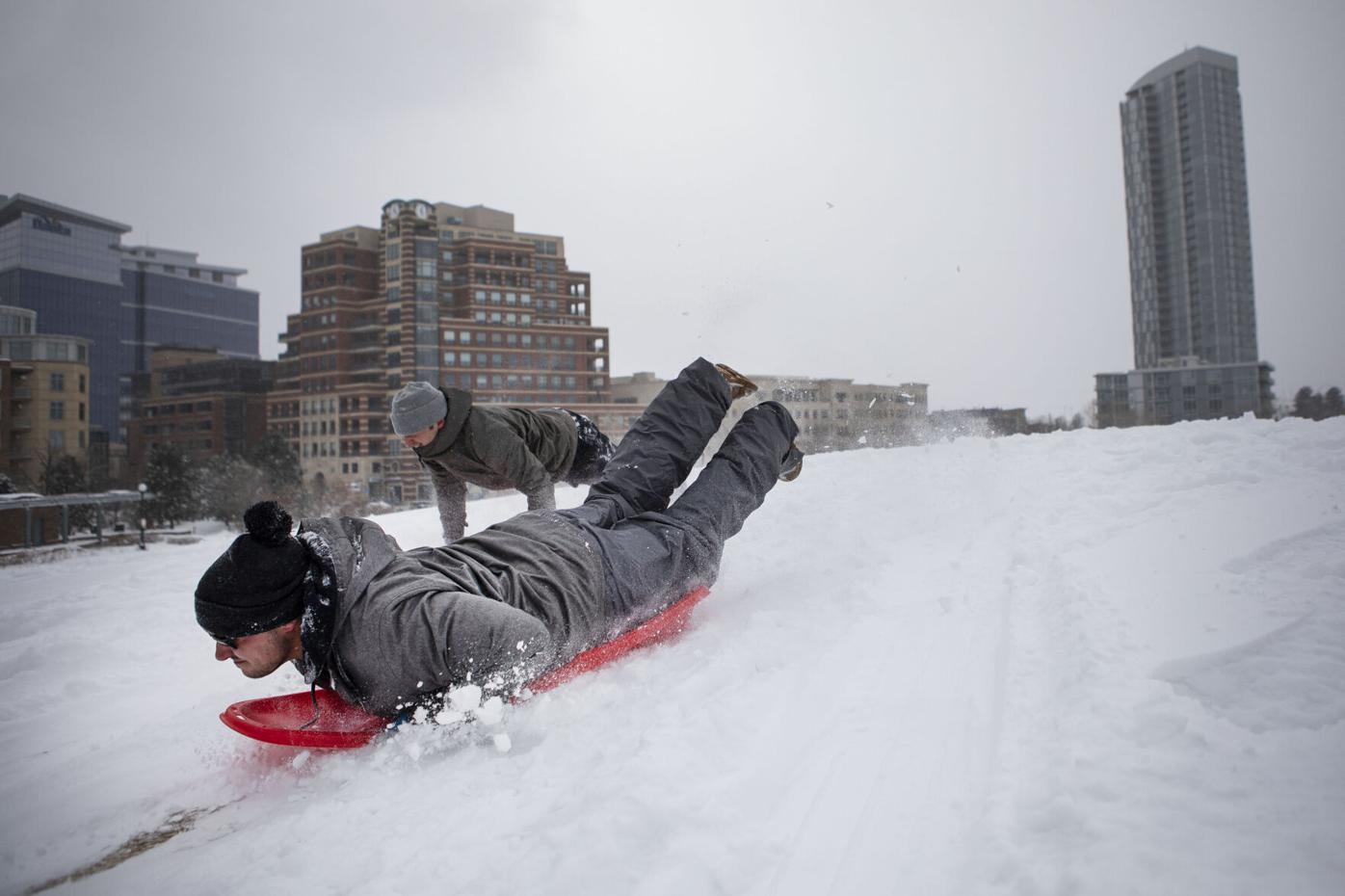 020322-news-DenverSnow15.JPG