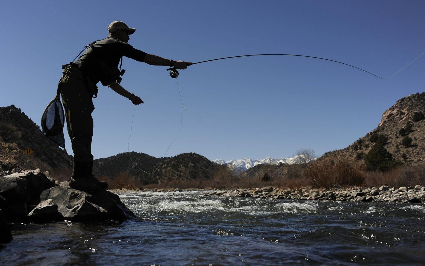 FLIESBAIT?ORMastering drifts, mends a challenge for fly fansLure fishing way to go for walleye and catfishT (copy)