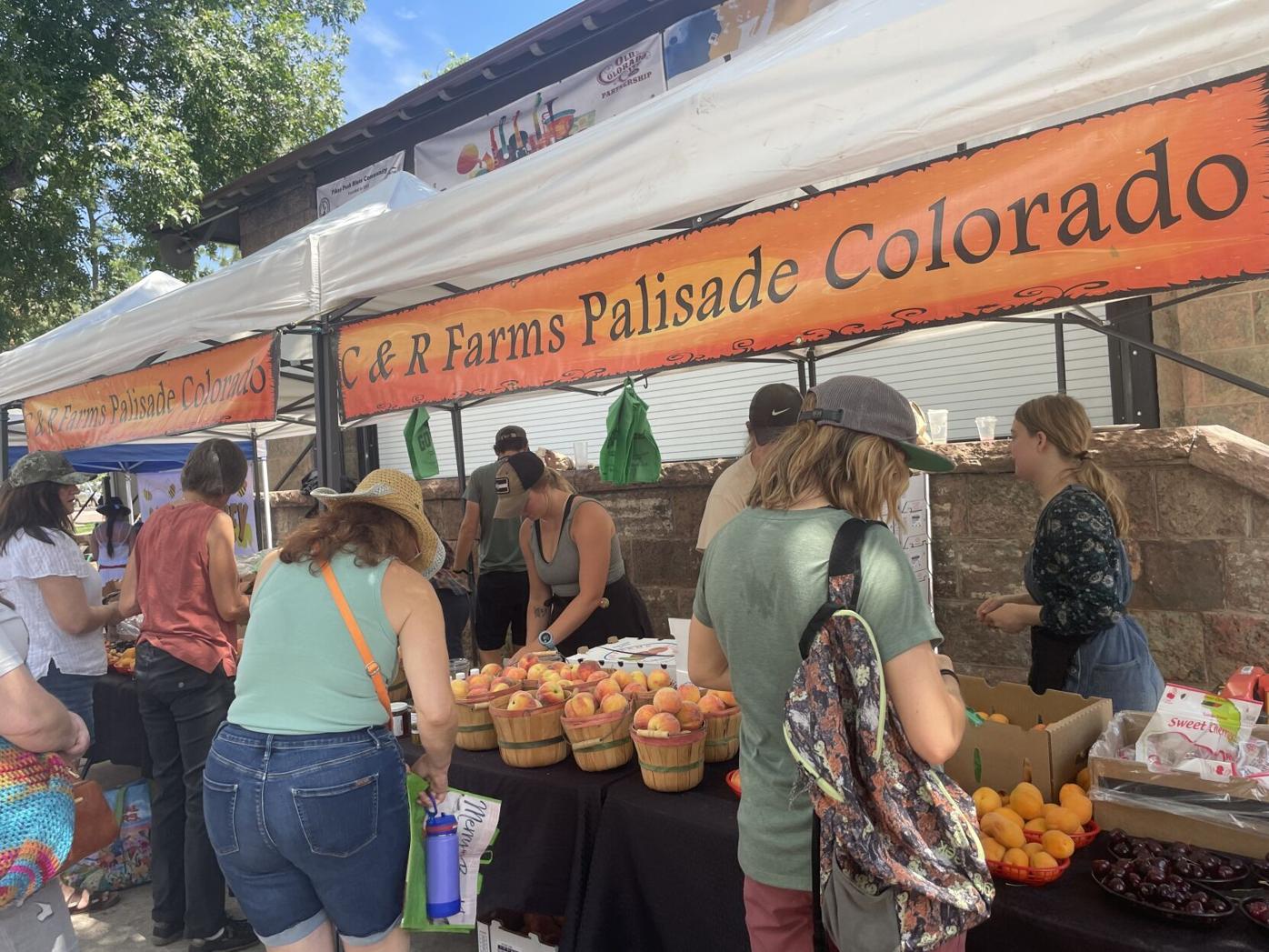 Palisade peaches sold at the Old Colorado City Farmers Market