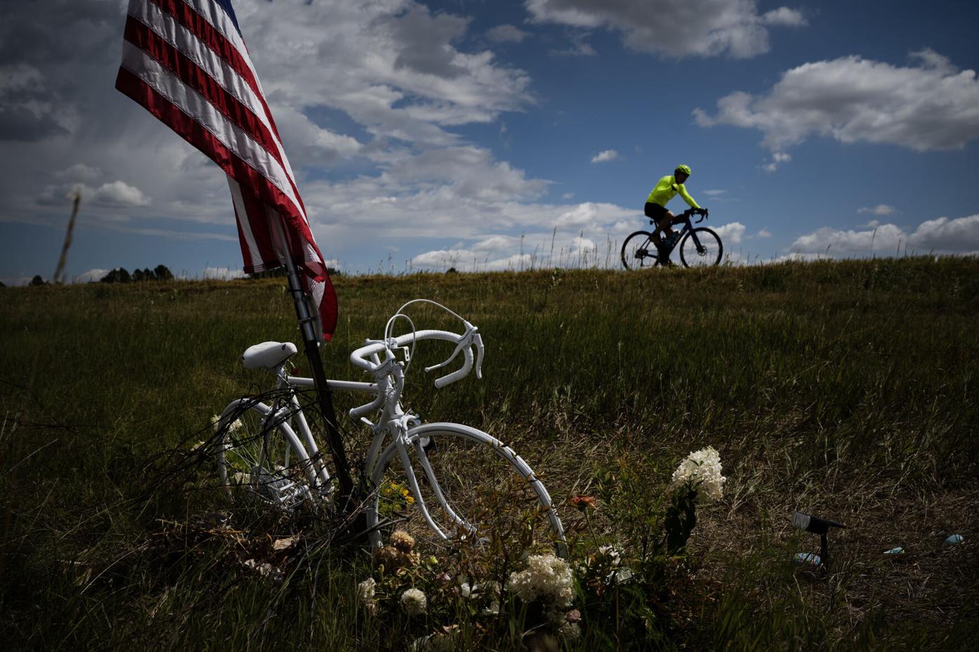 08xx23-dg-news-MagnusWhiteGhostBike01.JPG (copy)