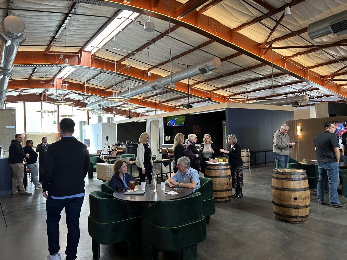 Hangar Club