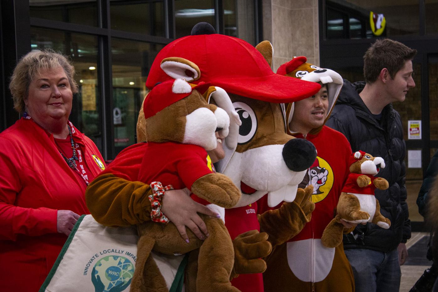 Buc-ee's beaver mascot poses with fans for grand opening