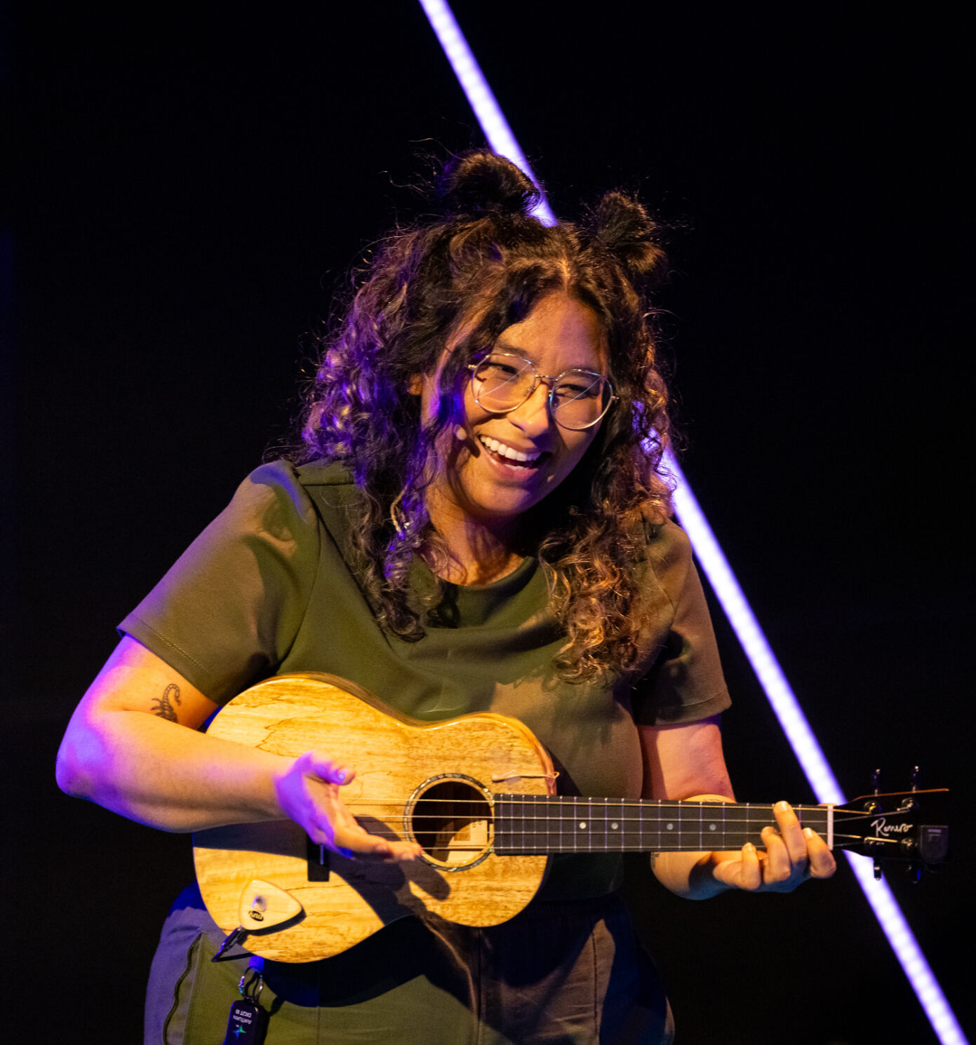 Satya Chávez as Bee Quijada.