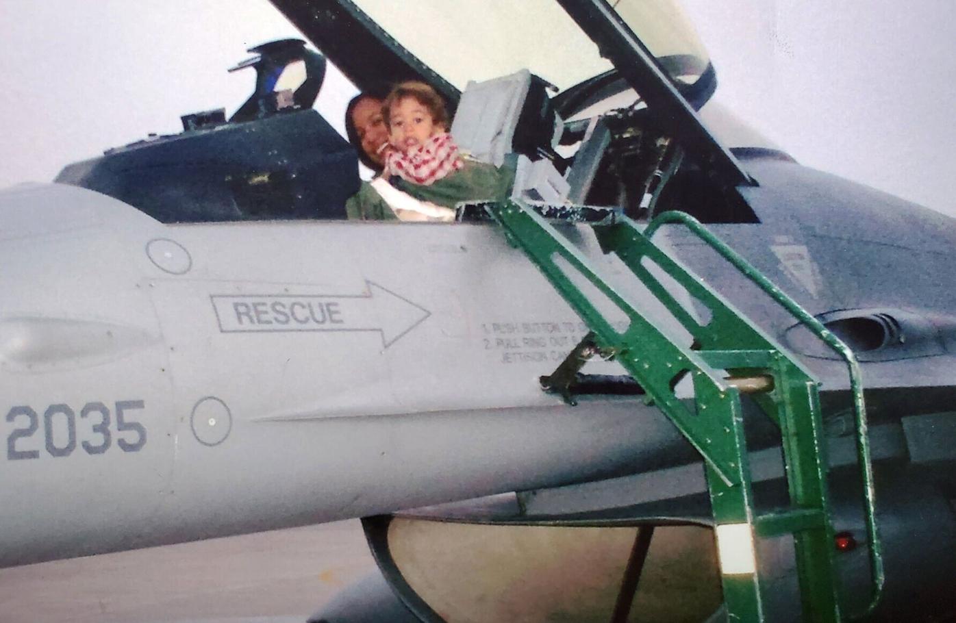 051224-news-pilot 08.JPG