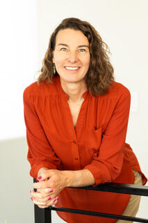 Katy Anthes headshot
