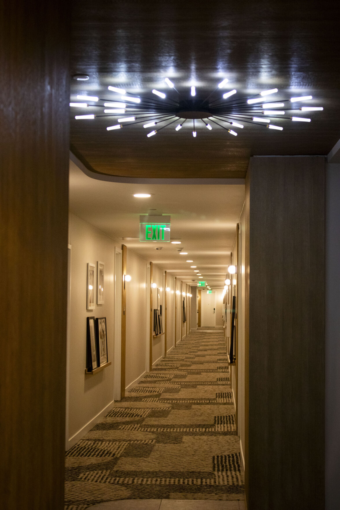 020725-dg-biz-art-apartment_15.jpg