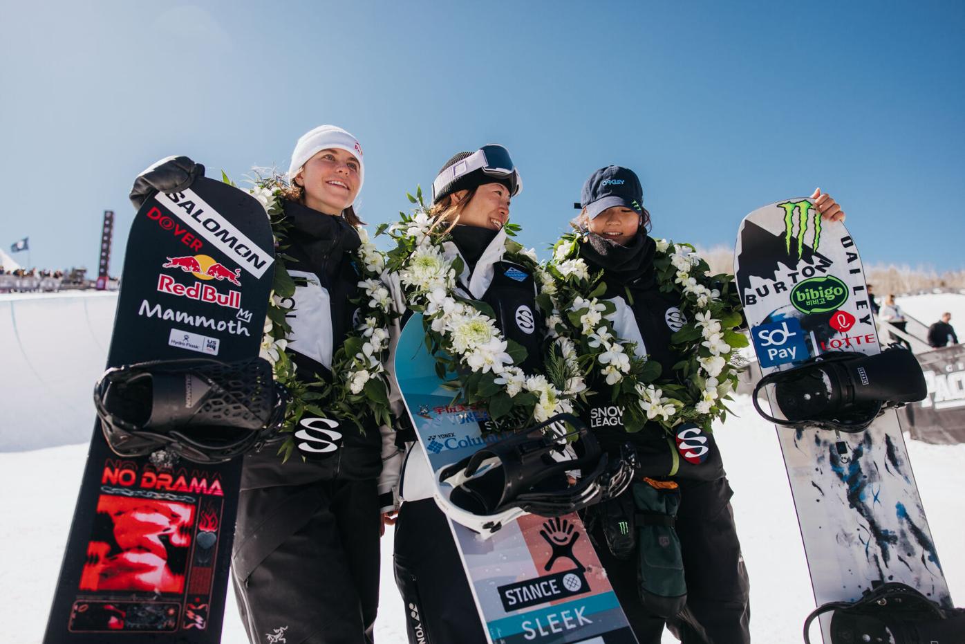 Podium_WomensFinals_S1E1TSL_DashaNosova_